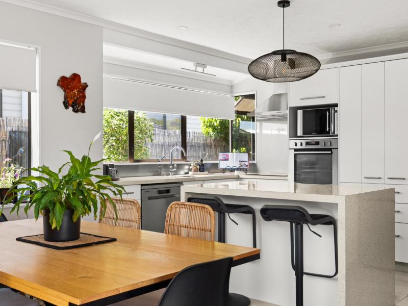 54a-menin-road-onekawa