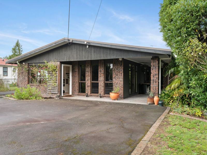 74-park-road-carterton