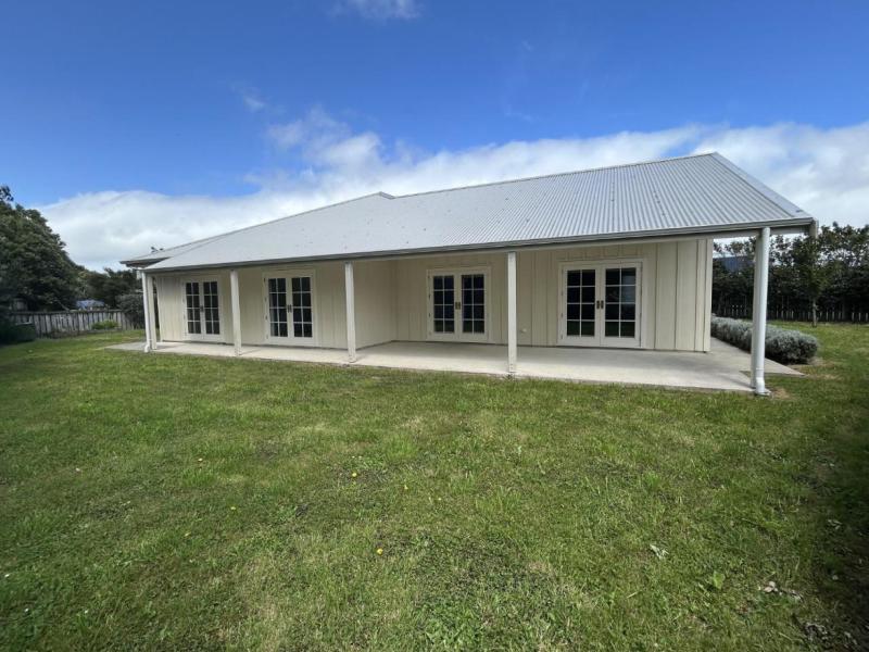 6-mckerrow-place-featherston