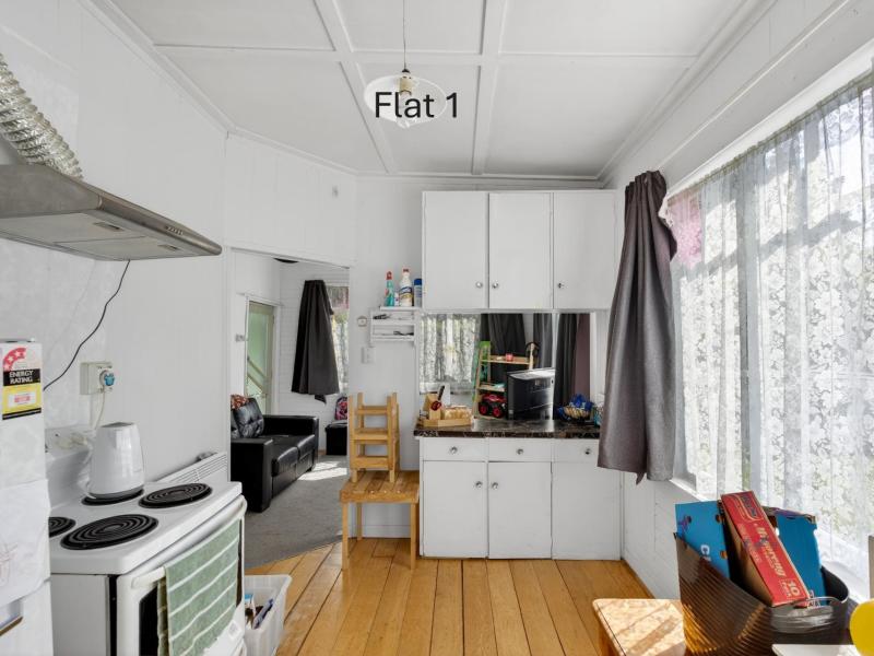 80-shakespeare-road-bluff-hill