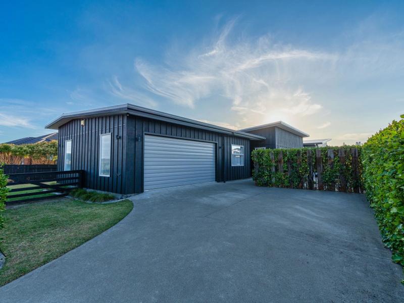 17-forbes-road-foxton-beach