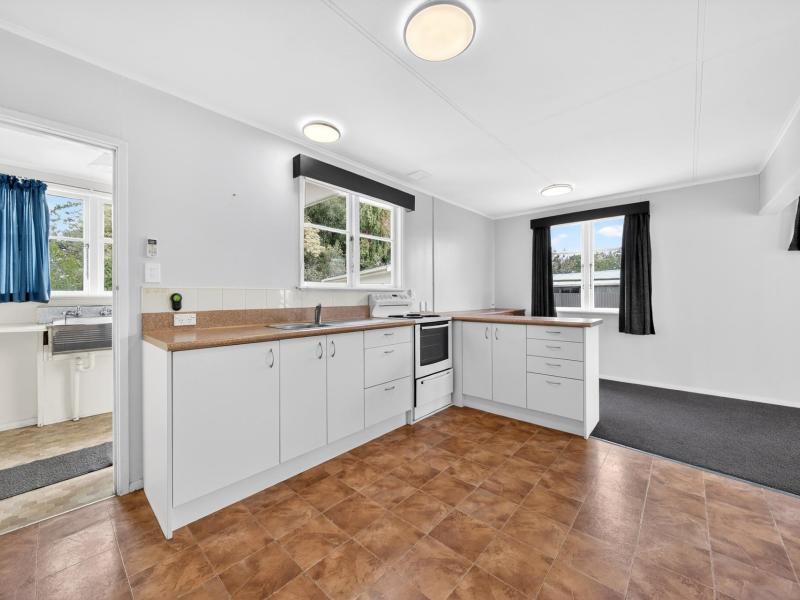 6-jones-place-masterton