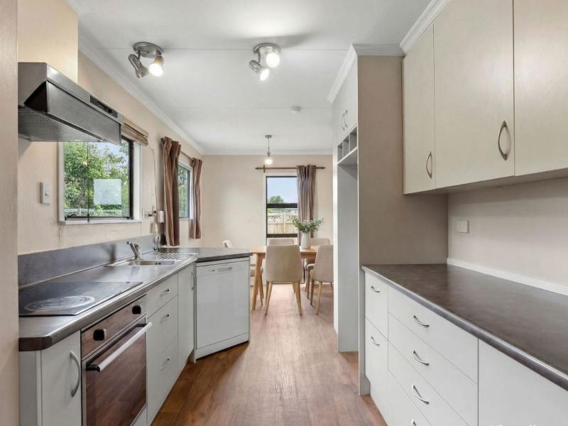 11-sandstrom-grove-feilding