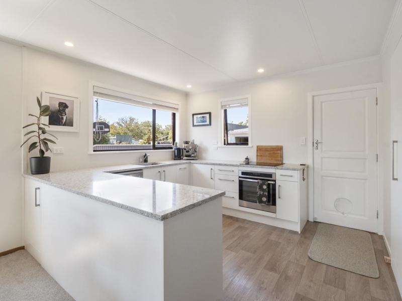 39-fairview-avenue-feilding