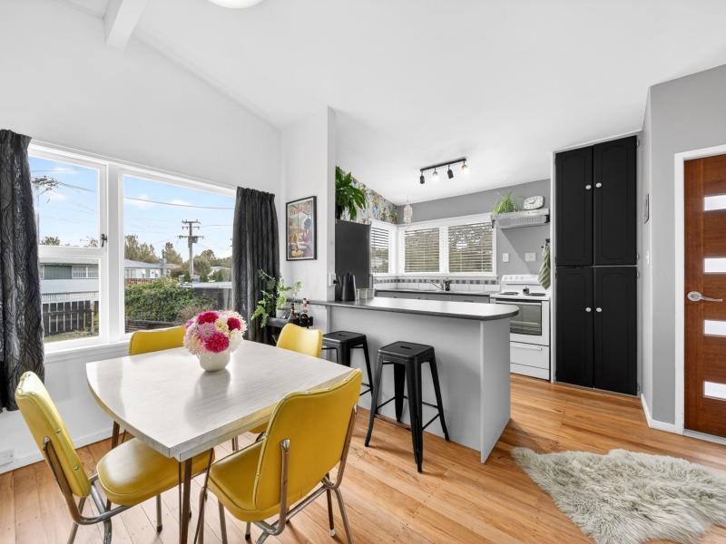 19-hardie-grove-featherston