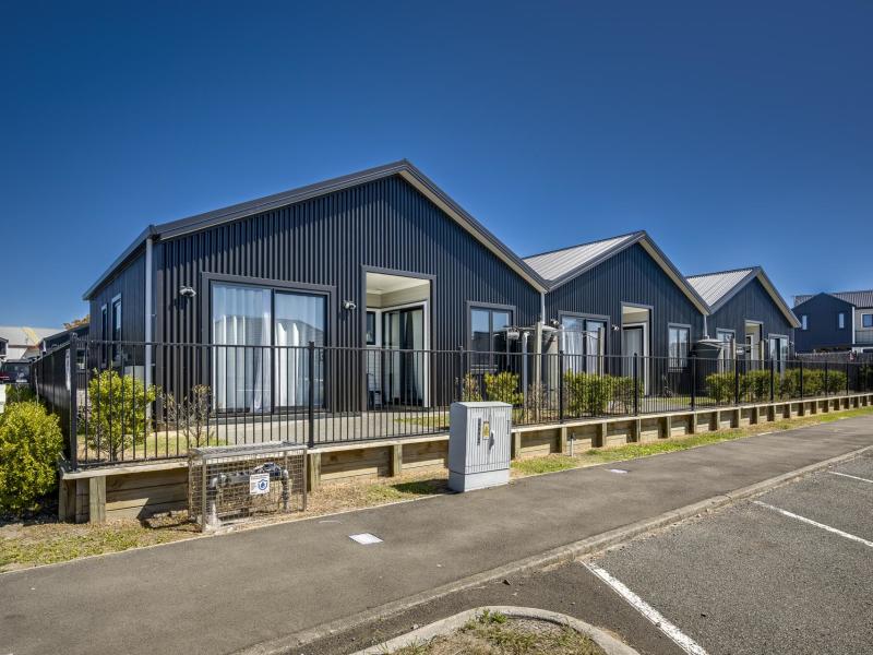 units-1-2-and-6-1018-plunket-street-st-leonards