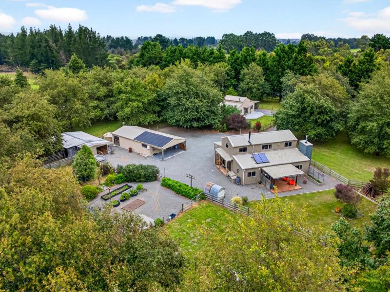 142-norfolk-road-carterton