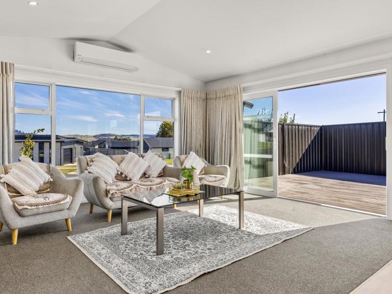 25-harakeke-drive-wharewaka