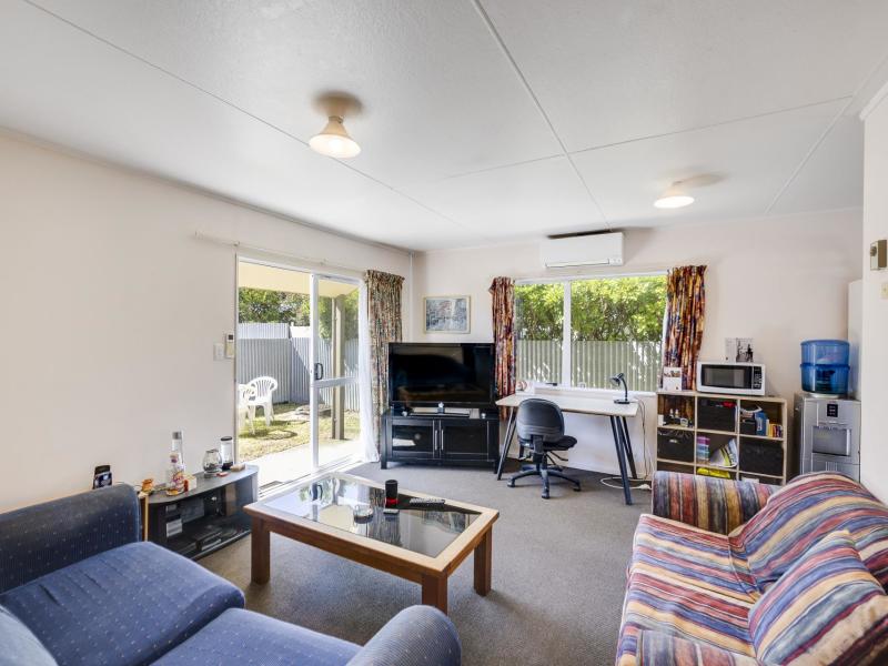 unit-2-80-latham-street-marewa