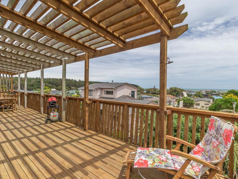 6-arataki-grove-waitarere-beach