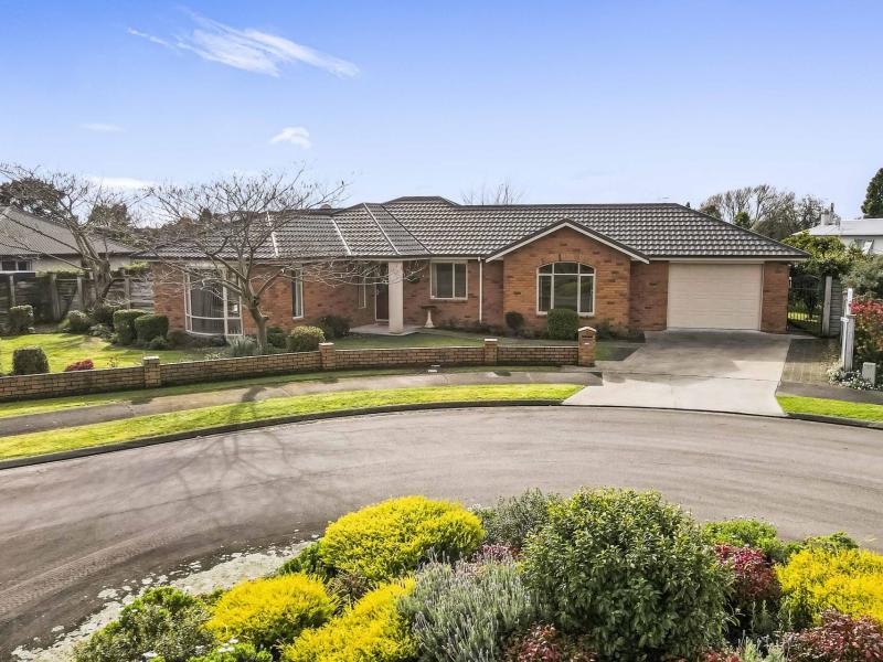 7-corfe-castle-lane-levin