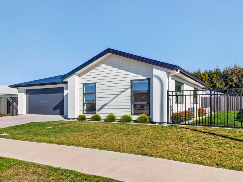 49-wai-whatu-street-te-awa