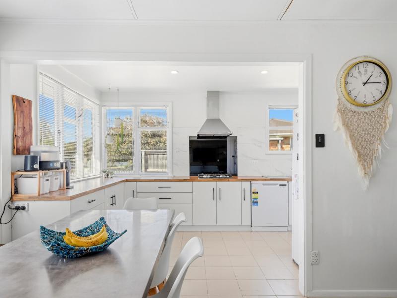 26a-pandora-avenue-sunnybrook