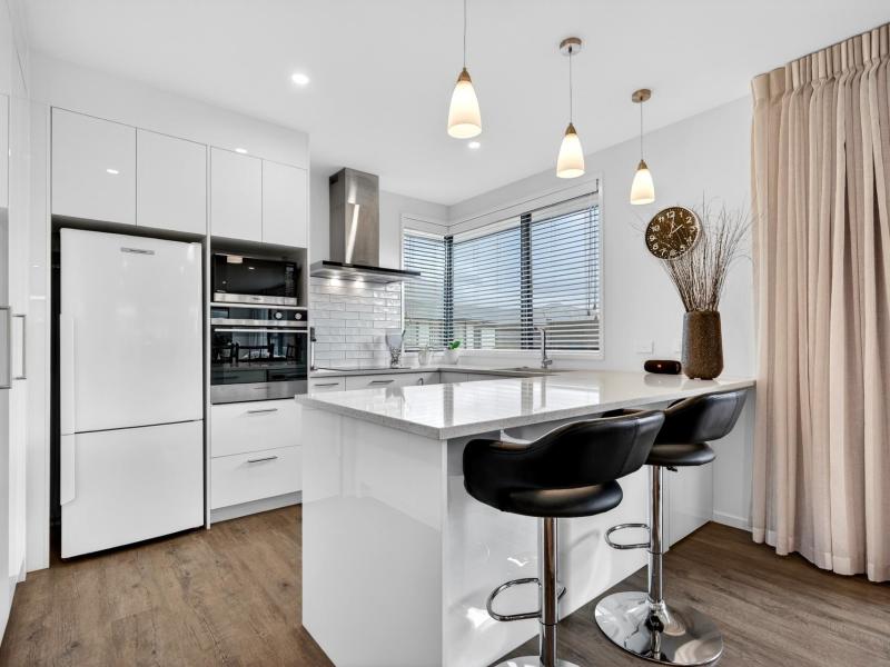 12-driving-range-road-solway