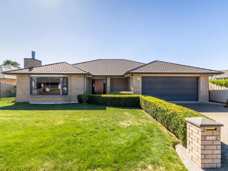 207-frimley-oaks-frimley