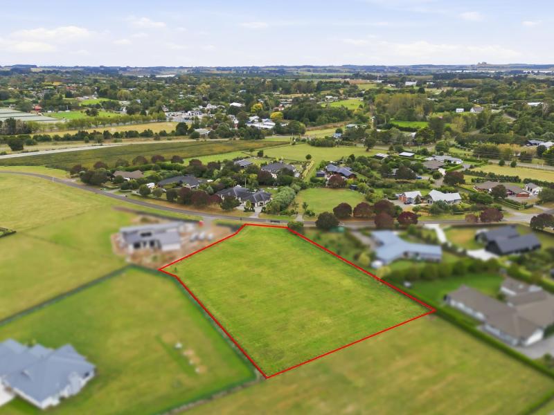 27-saint-laurent-way-ohau