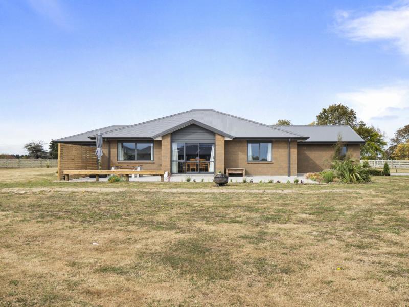 6-sterling-lane-rongotea