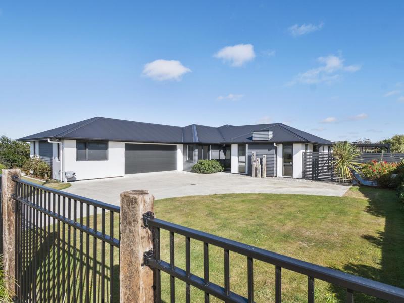 141-pharazyn-street-feilding