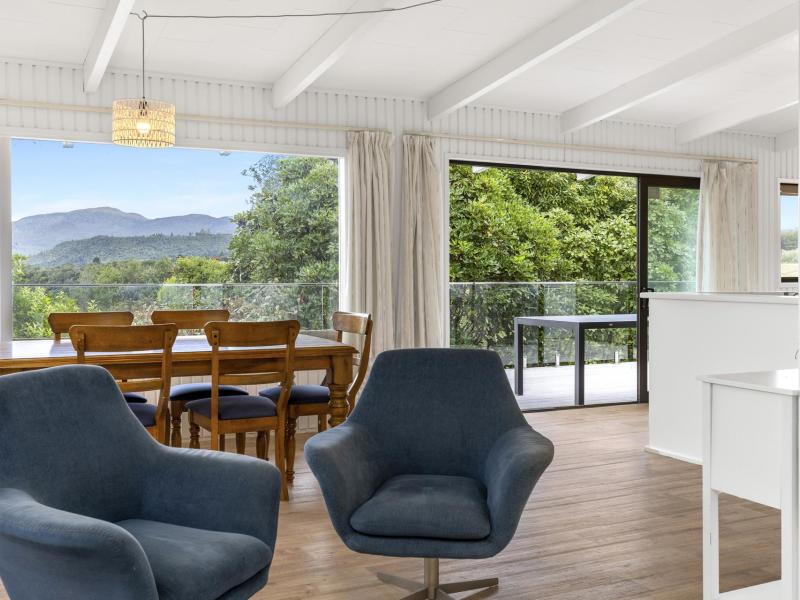 8-ihaia-road-kuratau