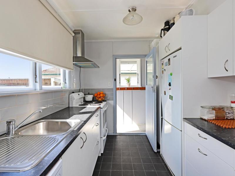 715-wall-road-raureka