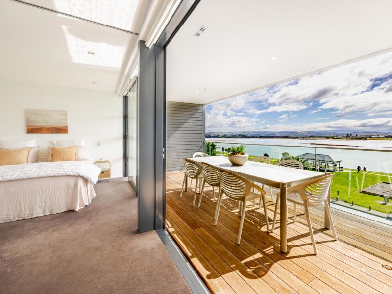 apt-407-7-humber-street-pandora