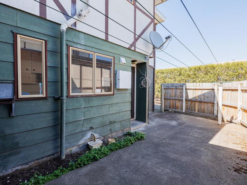 unit-1-702-grays-road-mahora