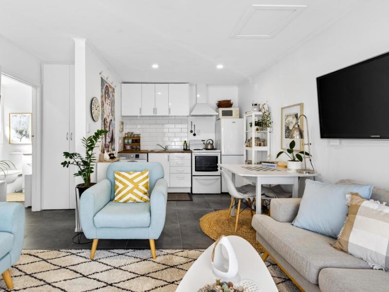 unit-11-335-kennedy-road-pirimai