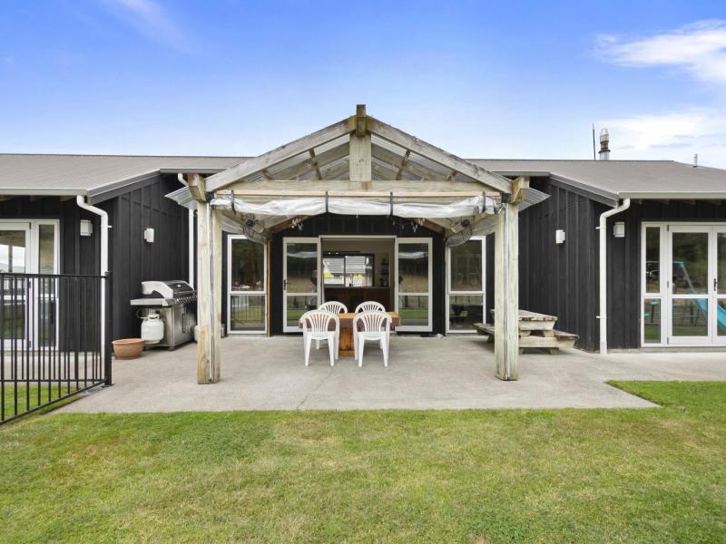 38-ursula-drive-feilding