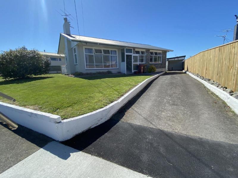 16-wavell-crescent-masterton