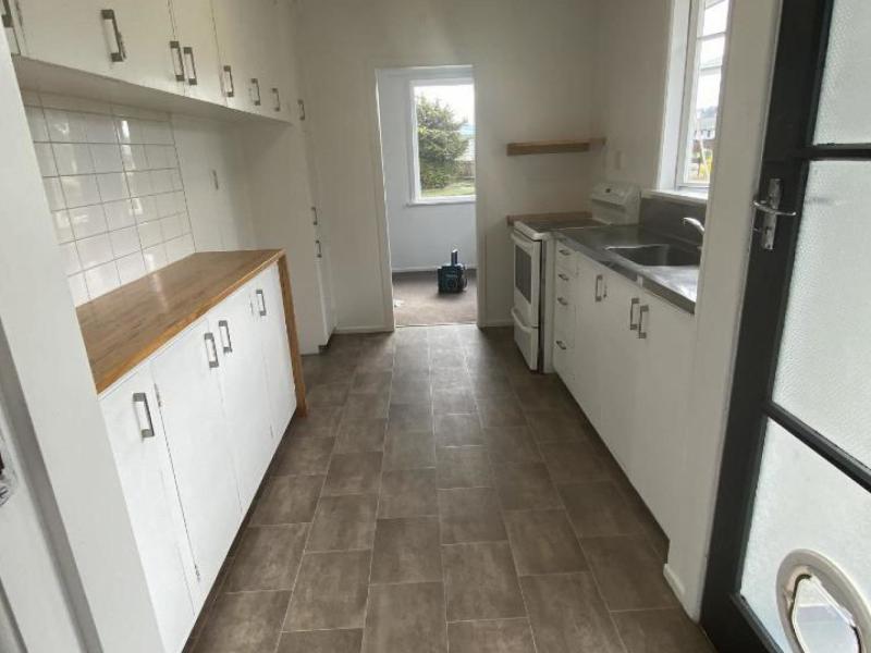 16-wavell-crescent-masterton