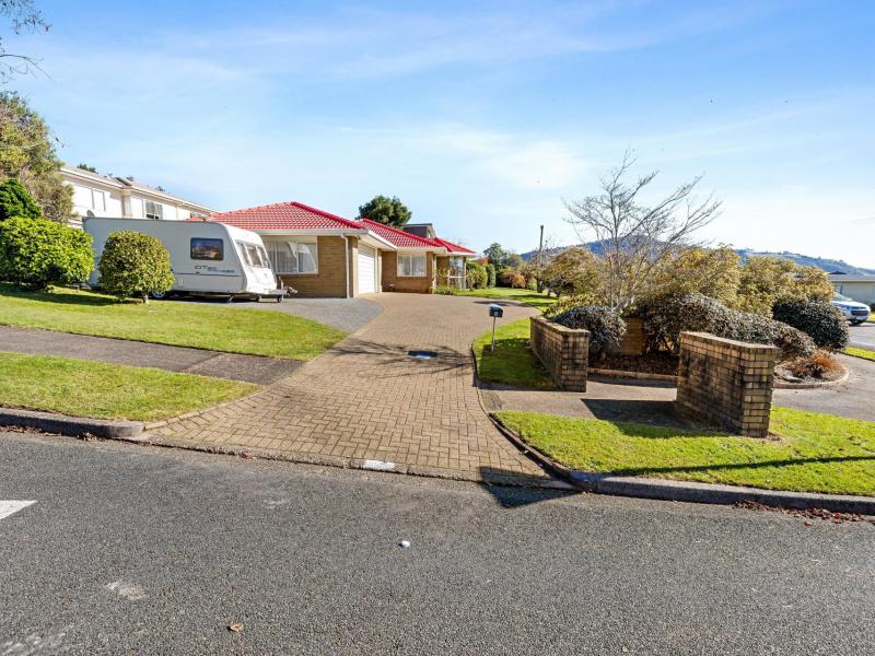 1-cobbe-place-pomare