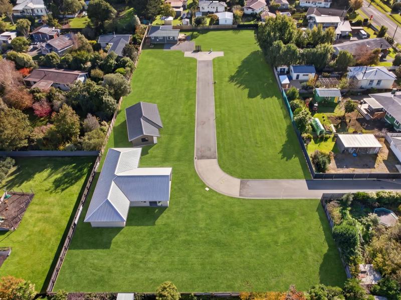 2-lyttle-way-featherston