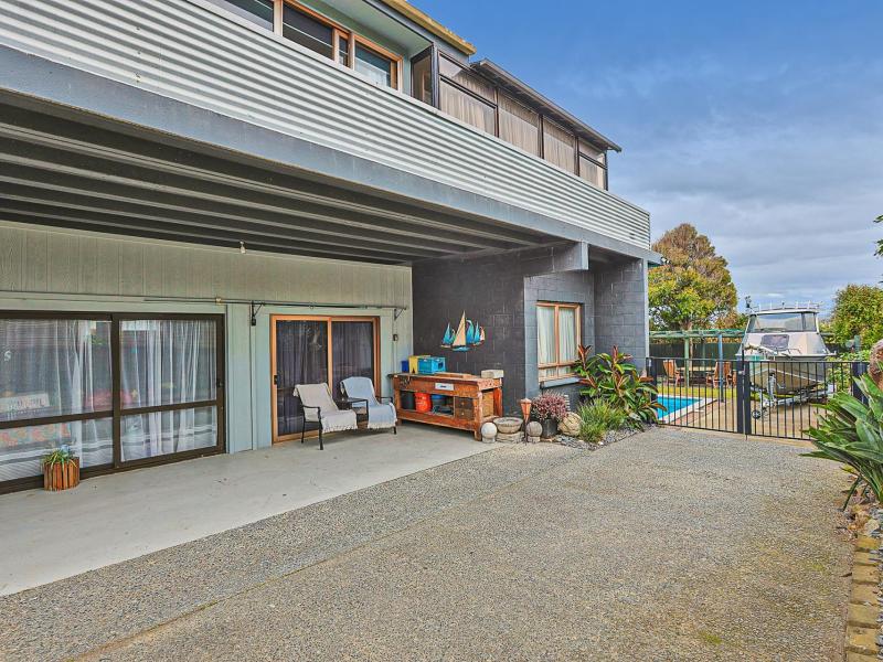unit-2-80-the-esplanade-westshore