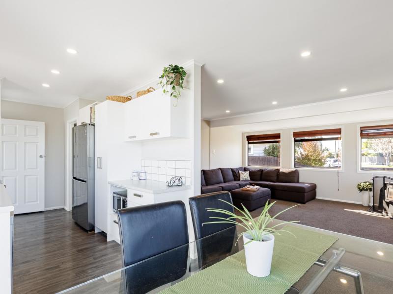 17-harold-holt-avenue-onekawa