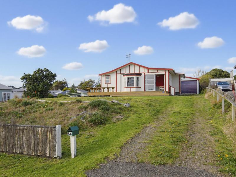 84-park-avenue-waitarere-beach