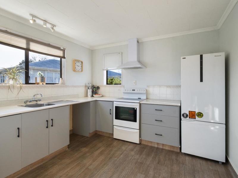 2-ascot-court-feilding