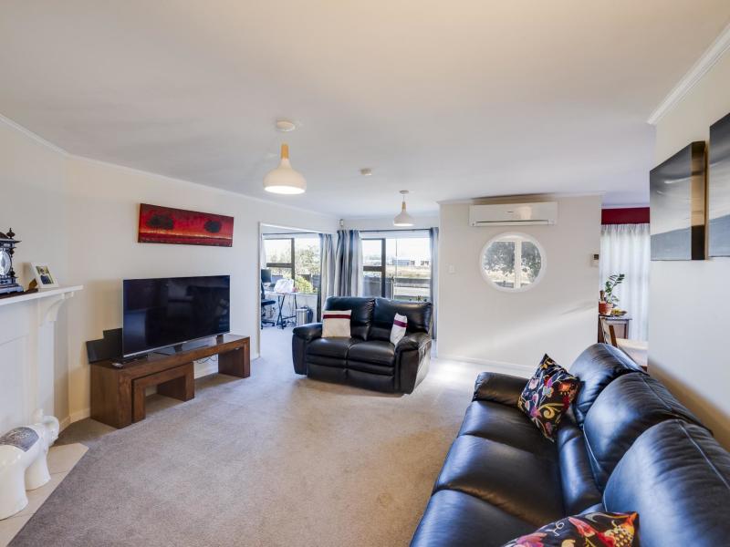 17-pukeko-place-westshore