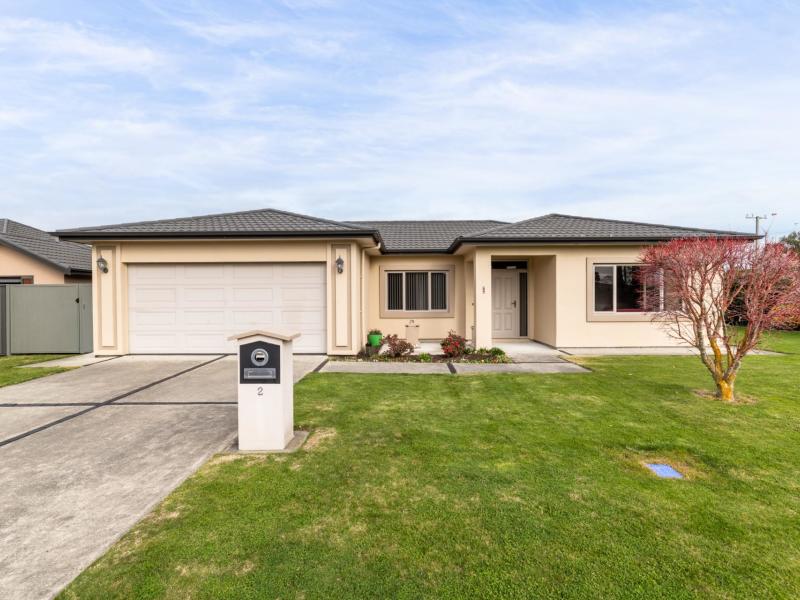 2-delta-mews-place-clive