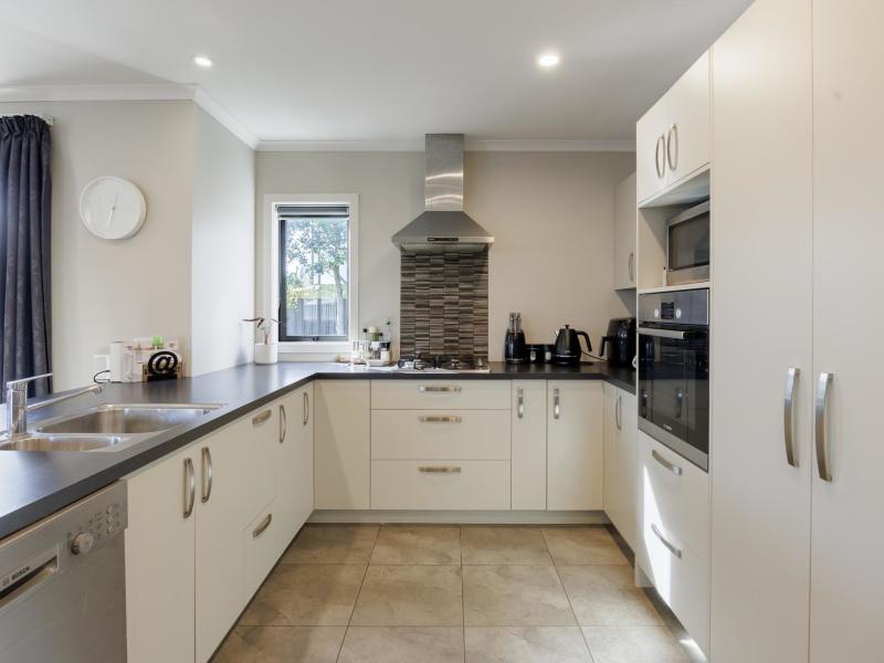 700a-grays-road-mahora