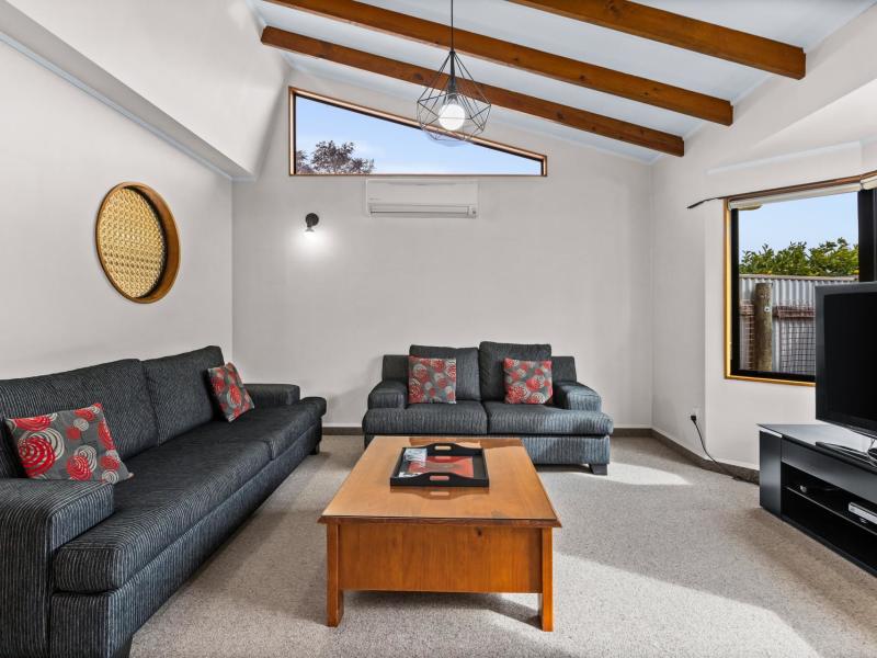 1212-louie-street-parkvale