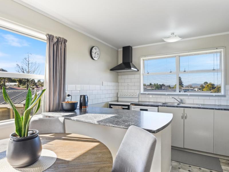 3-sapphire-place-pukehangi