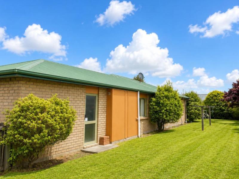 22d-dickens-street-owhata