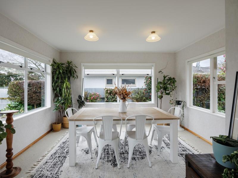 18-pembroke-street-taradale
