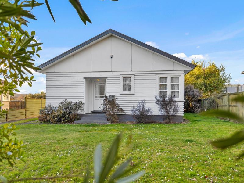 9-wallace-crescent-glenholme