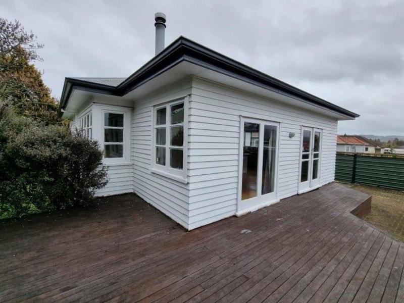 9-wallace-crescent-glenholme