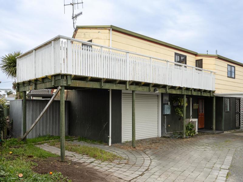 1/1202-heretaunga-street-east-parkvale