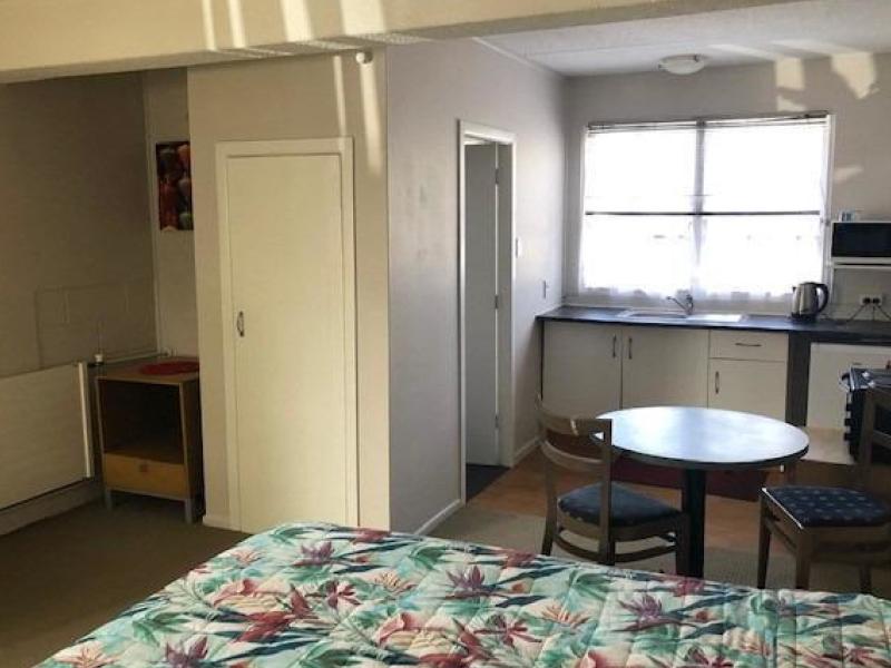 apt-12-279-fenton-street-glenholme