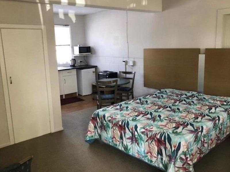 apt-12-279-fenton-street-glenholme