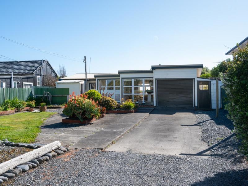 265-clifton-road-te-awanga