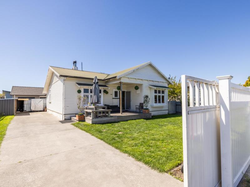 700-buller-street-akina